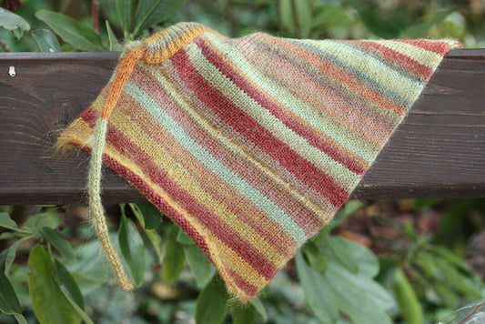 The art of handmade clothing: creating unique pieces with natural and noble materials